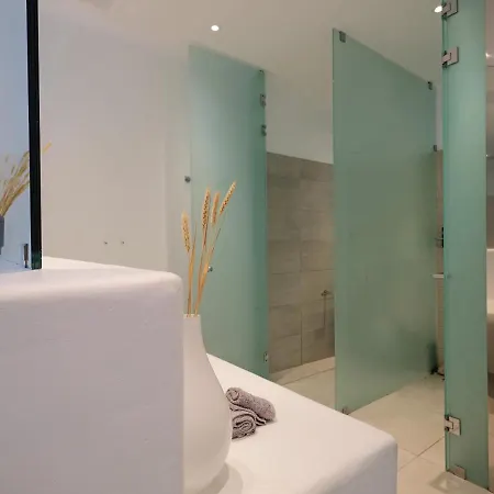 Secret Island Willa *