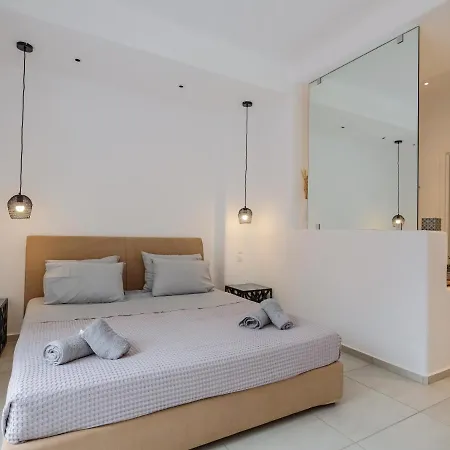 Willa Secret Island Tourlos