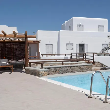 Secret Island Tourlos